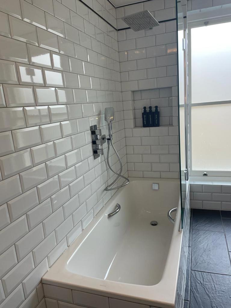 לונדון Luxury Apartment In Belsize Park מראה חיצוני תמונה
